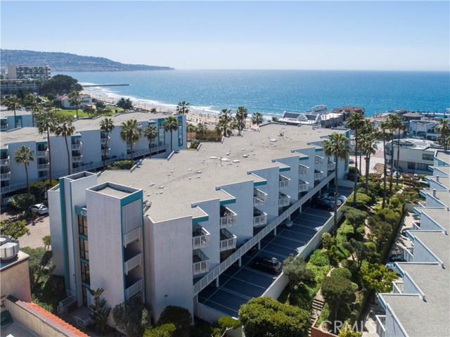 630 The Village, Redondo Beach, California 90277, ,1 BathroomBathrooms,Residential,Sold,The Village,SB18057884