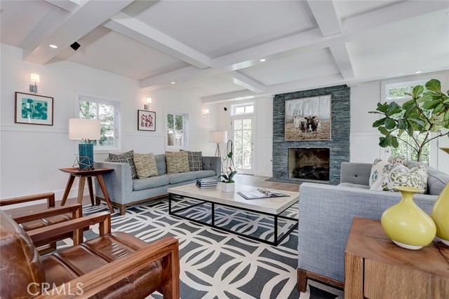 570 27th Street, Manhattan Beach, California 90266, 5 Bedrooms Bedrooms, ,4 BathroomsBathrooms,Residential,Sold,27th,SB21030922