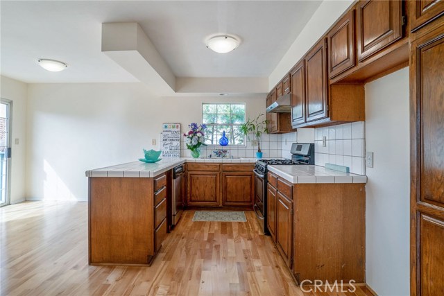 206 Prospect Avenue, Redondo Beach, California 90277, 5 Bedrooms Bedrooms, ,3 BathroomsBathrooms,Residential,Sold,Prospect,SB18295309