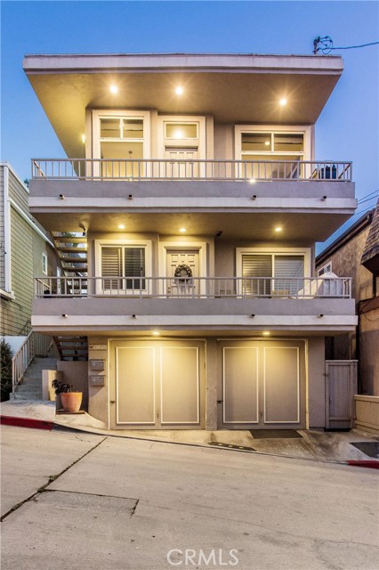 126 El Porto Street, Manhattan Beach, California 90266, 4 Bedrooms Bedrooms, ,4 BathroomsBathrooms,Residential,Sold,El Porto,SB21009548