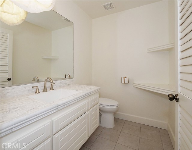 Powder Room Powder Room