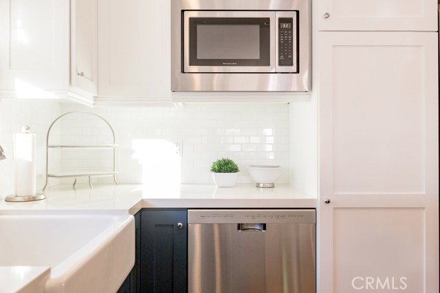 304 Gertruda Avenue, Redondo Beach, California 90277, 3 Bedrooms Bedrooms, ,2 BathroomsBathrooms,Residential,Sold,Gertruda,PV17065927