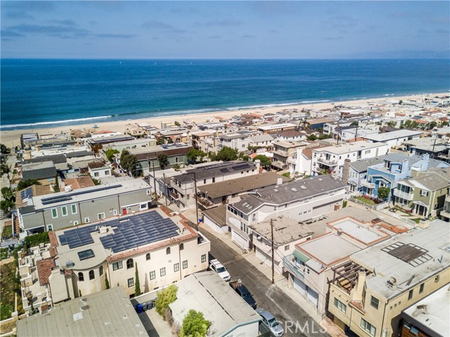 324 18th Street, Manhattan Beach, California 90266, ,Residential Income,Sold,18th,PV17135205