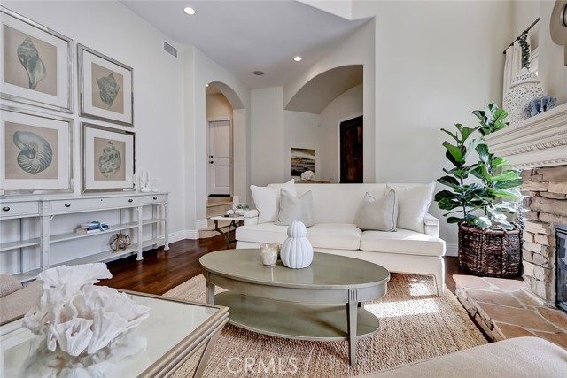 579 29th Street, Manhattan Beach, California 90266, 5 Bedrooms Bedrooms, ,4 BathroomsBathrooms,Residential,Sold,29th,SB21057562