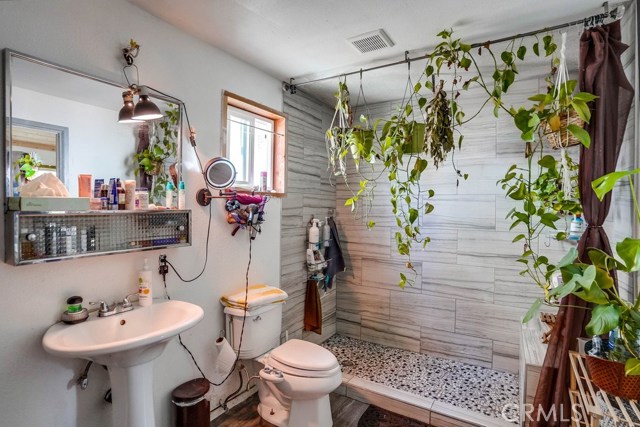 back house bathroom