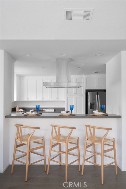 2100 Vanderbilt Lane, Redondo Beach, California 90278, 3 Bedrooms Bedrooms, ,2 BathroomsBathrooms,Residential,Sold,Vanderbilt,SB20174420