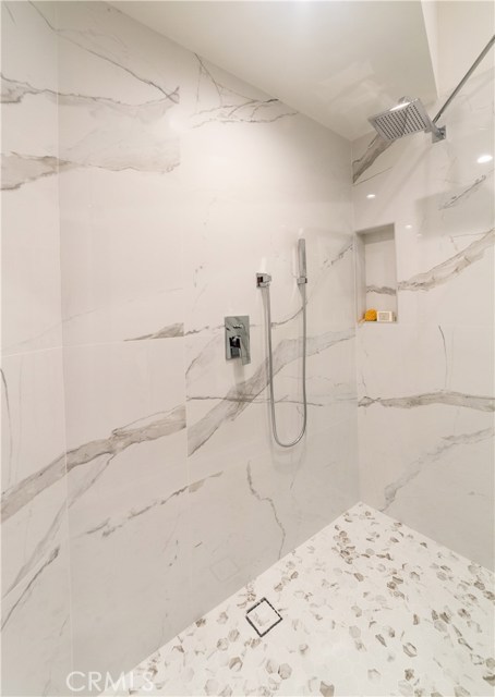 2715 Carnegie Lane, Redondo Beach, California 90278, 4 Bedrooms Bedrooms, ,4 BathroomsBathrooms,Residential,Sold,Carnegie,SB19176335