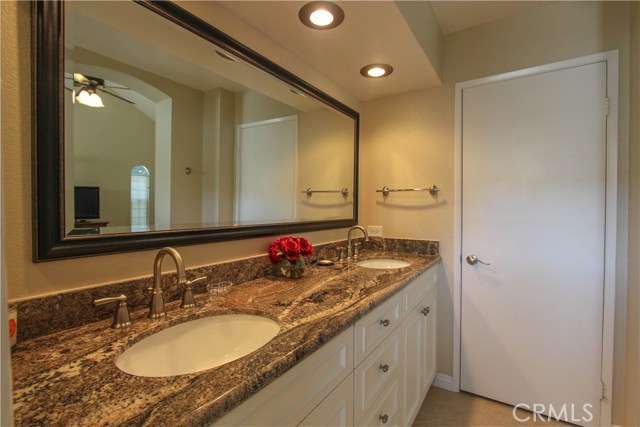 121 Lucia Avenue, Redondo Beach, California 90277, 3 Bedrooms Bedrooms, ,1 BathroomBathrooms,Residential,Sold,Lucia,PW17223487