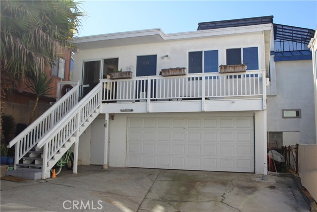 702 5th Street, Hermosa Beach, California 90254, 3 Bedrooms Bedrooms, ,2 BathroomsBathrooms,Residential,Sold,5th,SB17056624