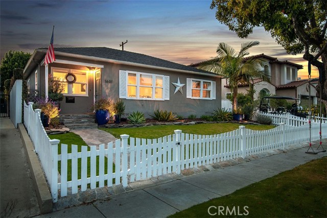 1601 Wendy Way, Manhattan Beach, California 90266, 3 Bedrooms Bedrooms, ,2 BathroomsBathrooms,Residential,Sold,Wendy,SB20050388