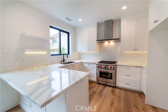 2313 Carnegie Lane, Redondo Beach, California 90278, 4 Bedrooms Bedrooms, ,4 BathroomsBathrooms,Residential,Sold,Carnegie,SB19139446