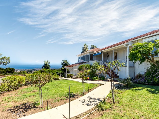 4201 Miraleste Drive, Rancho Palos Verdes, California 90275, 2 Bedrooms Bedrooms, ,1 BathroomBathrooms,Residential,Sold,Miraleste,SB17167693