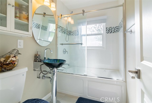 1426 Marine Avenue, Manhattan Beach, California 90266, 2 Bedrooms Bedrooms, ,1 BathroomBathrooms,Residential,Sold,Marine,SB18274814