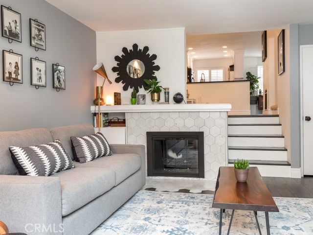 2112 Warfield Avenue, Redondo Beach, California 90278, 2 Bedrooms Bedrooms, ,2 BathroomsBathrooms,Residential,Sold,Warfield,SB19176207