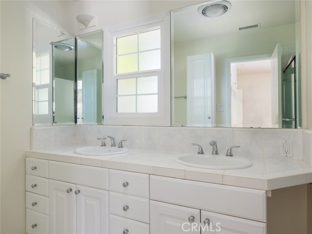 45 Hitching Post Drive, Rolling Hills Estates, California 90274, 4 Bedrooms Bedrooms, ,2 BathroomsBathrooms,Residential,Sold,Hitching Post,SB21155813