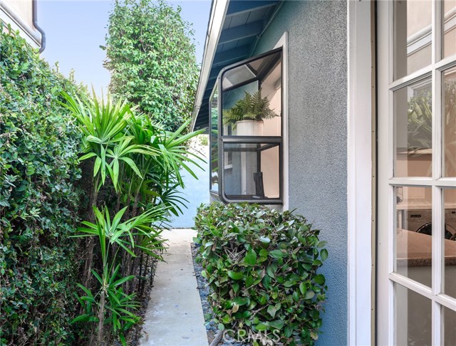 2605 Blossom Lane, Redondo Beach, California 90278, 2 Bedrooms Bedrooms, ,1 BathroomBathrooms,Residential,Sold,Blossom,ND19250904