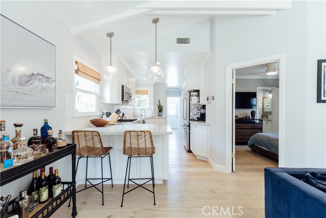 2801 Valley Drive, Manhattan Beach, California 90266, 2 Bedrooms Bedrooms, ,1 BathroomBathrooms,Residential,Sold,Valley,SB21130648