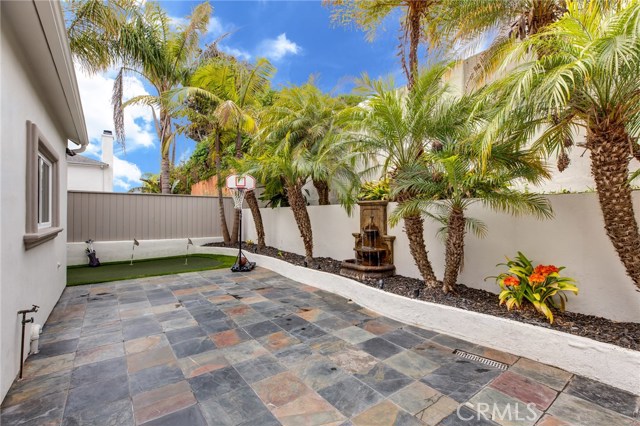 1119 Goodman Avenue, Redondo Beach, California 90278, 4 Bedrooms Bedrooms, ,3 BathroomsBathrooms,Residential,Sold,Goodman,SB19098884
