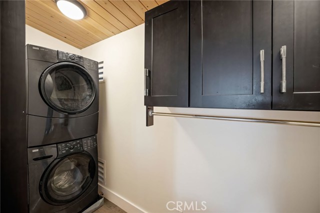 1421 17th Street, Manhattan Beach, California 90266, 3 Bedrooms Bedrooms, ,1 BathroomBathrooms,Residential,Sold,17th,SB20170029