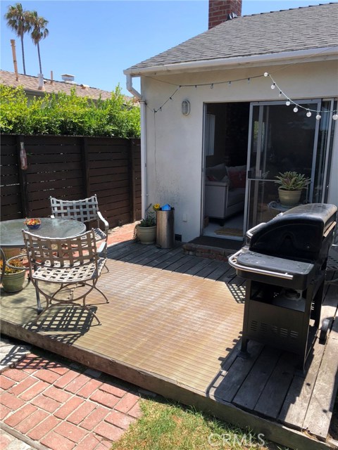 1635 23rd Street, Manhattan Beach, California 90266, 3 Bedrooms Bedrooms, ,1 BathroomBathrooms,Residential,Sold,23rd,SB18180832