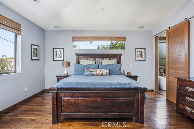 310 Hollowell Avenue, Hermosa Beach, California 90254, 4 Bedrooms Bedrooms, ,4 BathroomsBathrooms,Residential,Sold,Hollowell,SB20035338