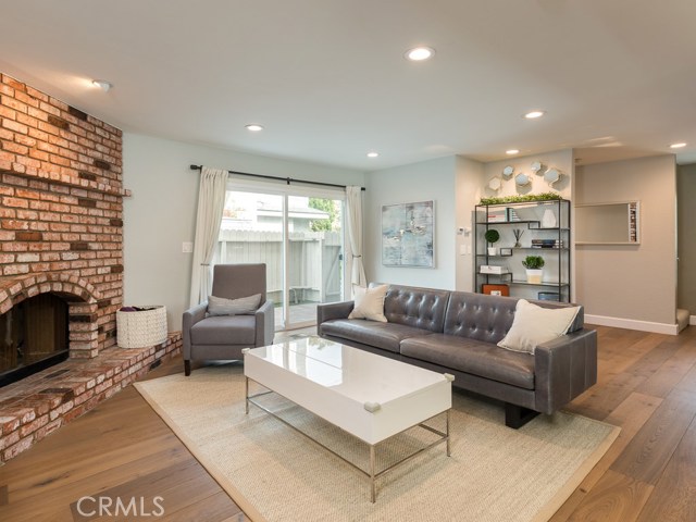 2016 Vanderbilt Lane, Redondo Beach, California 90278, 2 Bedrooms Bedrooms, ,2 BathroomsBathrooms,Residential,Sold,Vanderbilt,SB19062671
