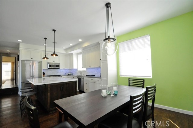 121 Guadalupe Avenue, Redondo Beach, California 90277, 4 Bedrooms Bedrooms, ,3 BathroomsBathrooms,Residential,Sold,Guadalupe,SB18068766