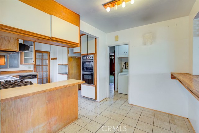 2606 Manhattan Beach Boulevard, Redondo Beach, California 90278, 3 Bedrooms Bedrooms, ,1 BathroomBathrooms,Residential,Sold,Manhattan Beach,PW19258386