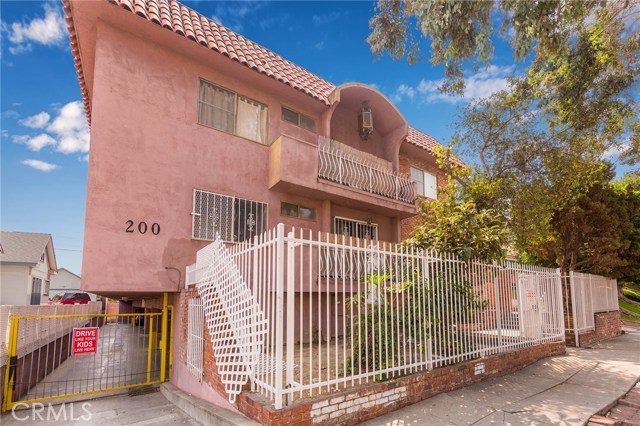  Income Home for Sale in Los Angeles, California