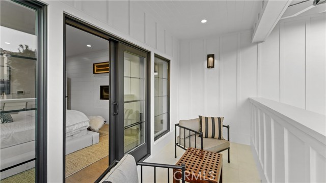 1712 Meadows Avenue, Manhattan Beach, California 90266, 5 Bedrooms Bedrooms, ,2 BathroomsBathrooms,Residential,Sold,Meadows,SB20199095