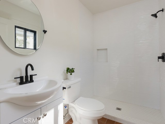 513 Avenue F, Redondo Beach, California 90277, 4 Bedrooms Bedrooms, ,1 BathroomBathrooms,Residential,Sold,Avenue F,SB20151396