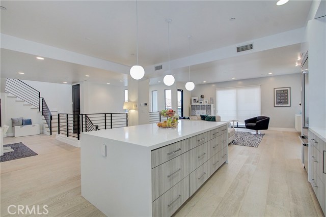 1921 Ruhland Avenue, Redondo Beach, California 90278, 4 Bedrooms Bedrooms, ,4 BathroomsBathrooms,Residential,Sold,Ruhland,SB20053880