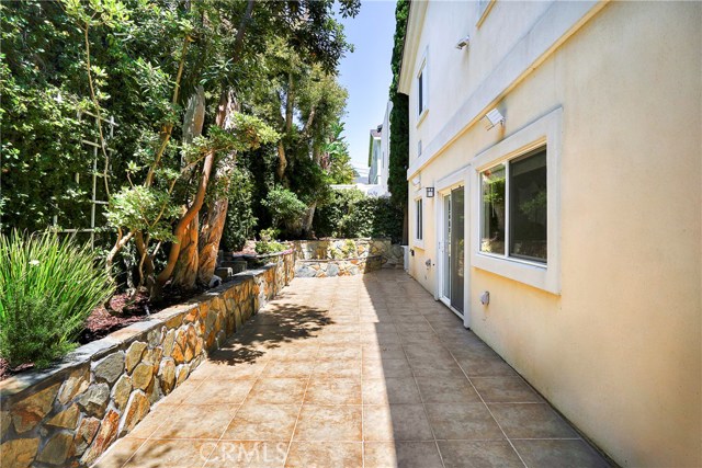 1917 Huntington Lane, Redondo Beach, California 90278, 4 Bedrooms Bedrooms, ,2 BathroomsBathrooms,Residential,Sold,Huntington,SB20106690