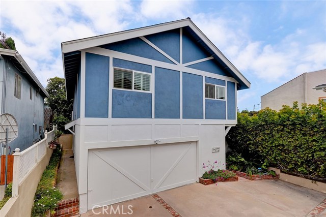 214 Juanita Avenue, Redondo Beach, California 90277, 3 Bedrooms Bedrooms, ,2 BathroomsBathrooms,Residential,Sold,Juanita,SB19078537