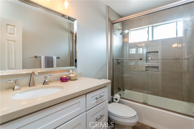 205 Francisca Avenue, Redondo Beach, California 90277, 3 Bedrooms Bedrooms, ,2 BathroomsBathrooms,Residential,Sold,Francisca,SB18102796