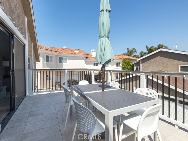 2009 Morgan Lane, Redondo Beach, California 90278, 3 Bedrooms Bedrooms, ,2 BathroomsBathrooms,Residential,Sold,Morgan,SB21073408