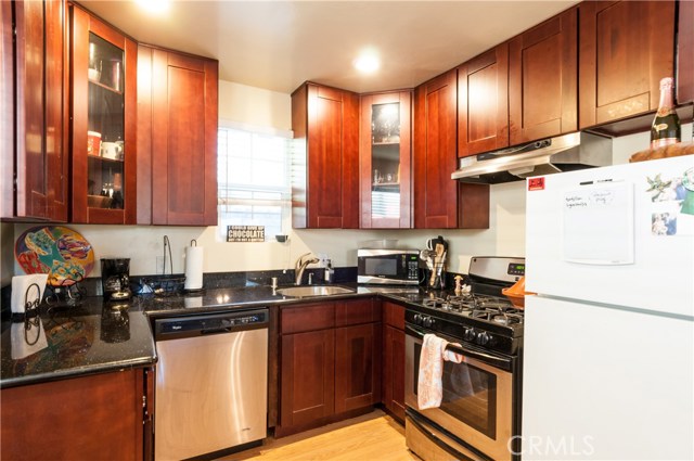 Kitchen in Unit #2 (553).