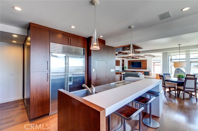 113 El Porto Street, Manhattan Beach, California 90266, 4 Bedrooms Bedrooms, ,2 BathroomsBathrooms,Residential,Sold,El Porto,SB19022186