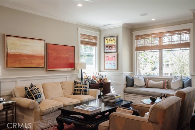 598 33rd Street, Manhattan Beach, California 90266, 5 Bedrooms Bedrooms, ,5 BathroomsBathrooms,Residential,Sold,33rd,SB21107096