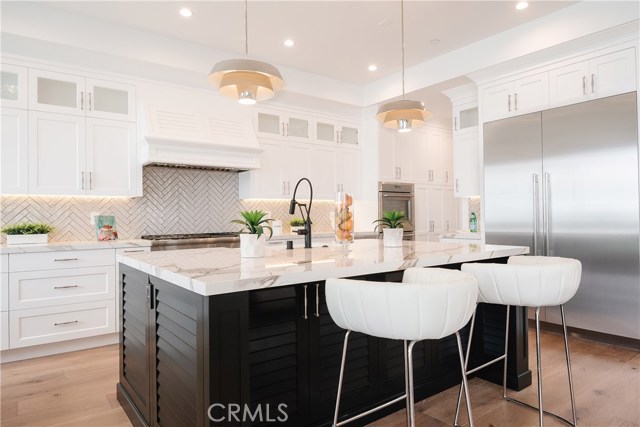 617 31st Street, Manhattan Beach, California 90266, 7 Bedrooms Bedrooms, ,2 BathroomsBathrooms,Residential,Sold,31st,SB20084953