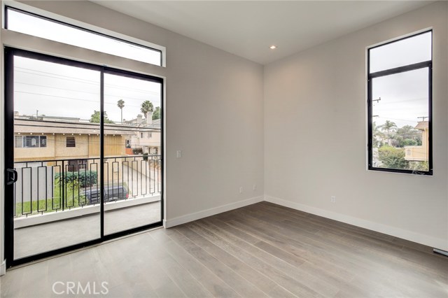 1909 Huntington Lane, Redondo Beach, California 90278, 4 Bedrooms Bedrooms, ,3 BathroomsBathrooms,Residential,Sold,Huntington,PV18234463