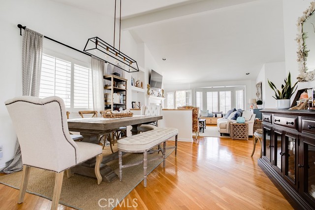464 35th Street, Manhattan Beach, California 90266, 4 Bedrooms Bedrooms, ,3 BathroomsBathrooms,Residential,Sold,35th,SB21164733