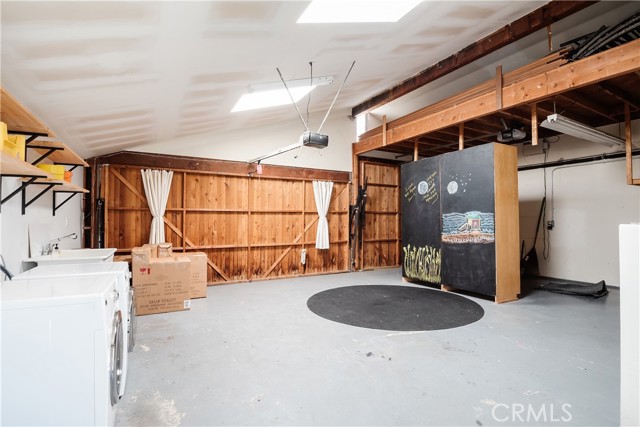 587 36th Street, Manhattan Beach, California 90266, 3 Bedrooms Bedrooms, ,2 BathroomsBathrooms,Residential,Sold,36th,SB21105044