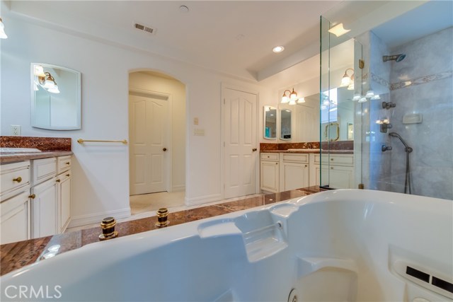 607 Guadalupe Avenue, Redondo Beach, California 90277, 4 Bedrooms Bedrooms, ,4 BathroomsBathrooms,Residential,Sold,Guadalupe,PV18043170