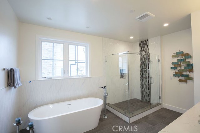 2309 Voorhees Avenue, Redondo Beach, California 90278, 4 Bedrooms Bedrooms, ,3 BathroomsBathrooms,Residential,Sold,Voorhees,SB19081804