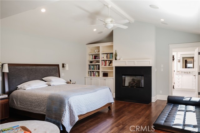 598 33rd Street, Manhattan Beach, California 90266, 5 Bedrooms Bedrooms, ,5 BathroomsBathrooms,Residential,Sold,33rd,SB21107096