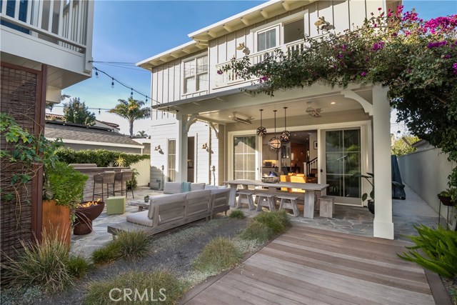 756 36th Street, Manhattan Beach, California 90266, 6 Bedrooms Bedrooms, ,3 BathroomsBathrooms,Residential,Sold,36th,SB20029845