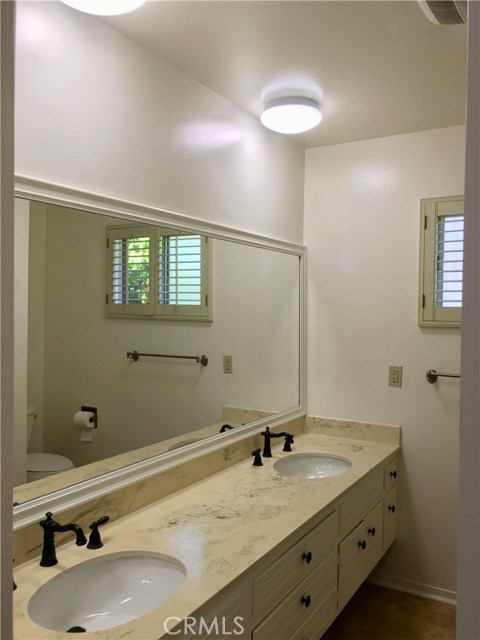 1506 21st Street, Manhattan Beach, California 90266, 3 Bedrooms Bedrooms, ,1 BathroomBathrooms,Residential,Sold,21st,SB18192374
