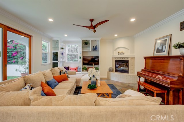 1144 9th Street, Hermosa Beach, California 90254, 5 Bedrooms Bedrooms, ,4 BathroomsBathrooms,Residential,Sold,9th,SB19216948