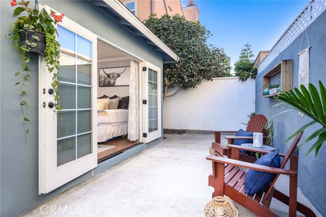 2605 Blossom Lane, Redondo Beach, California 90278, 2 Bedrooms Bedrooms, ,1 BathroomBathrooms,Residential,Sold,Blossom,ND19250904